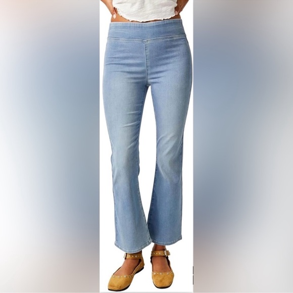 We The Free In My Feelings Flare Pull On Jeans Sz Small Medium Wash - Picture 7 of 7